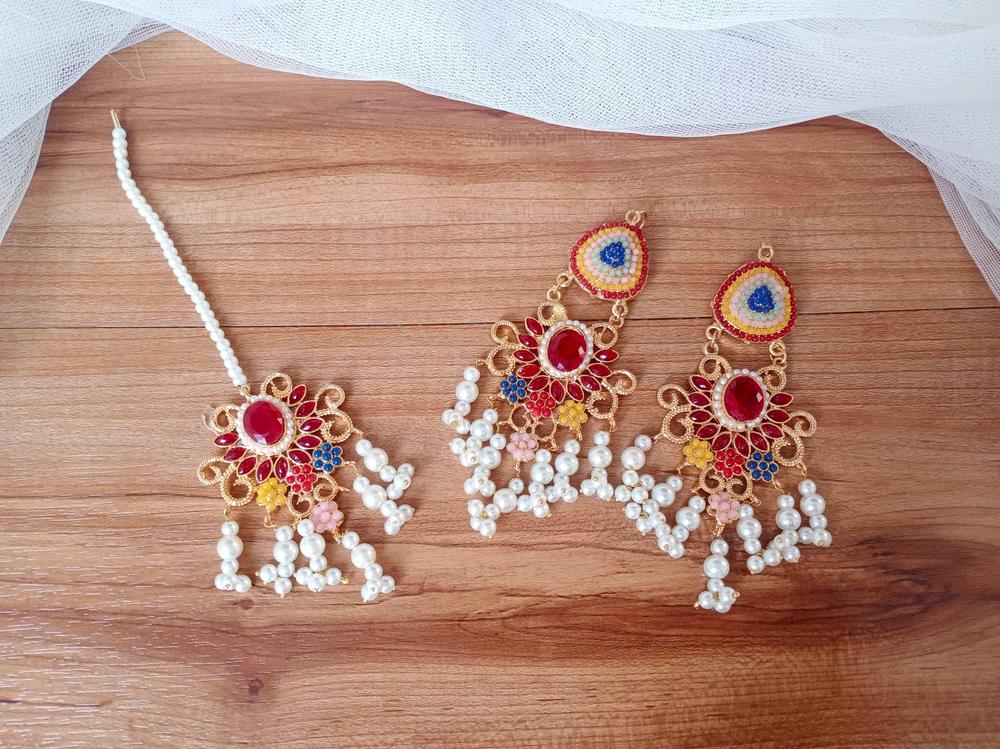 Earrings Set With Bindiya