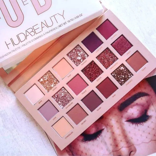 Vibrant Matte and Glitter Eyeshadow Palette - Multicolor Magic