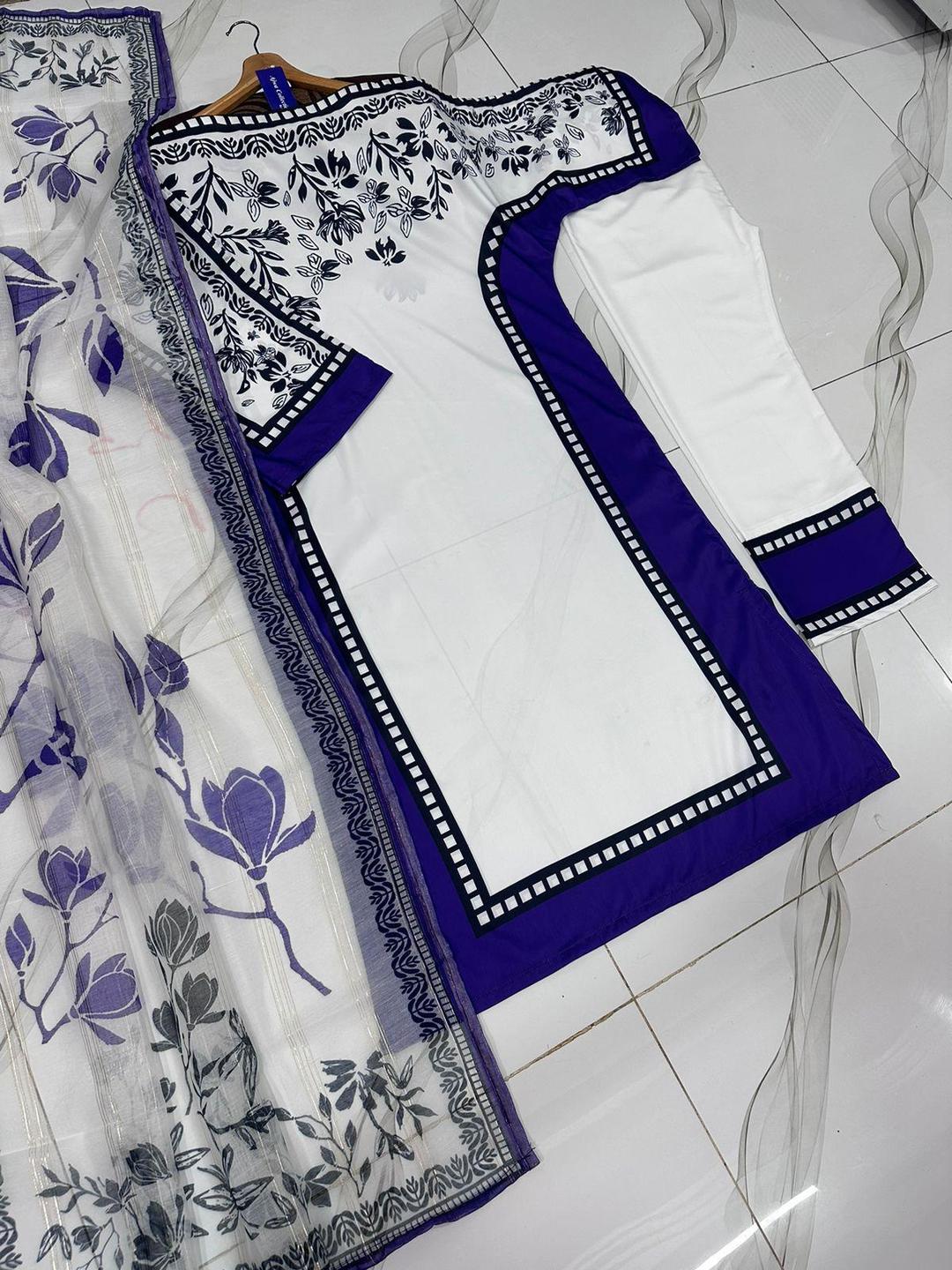 3 Pcs Women's Stitched Lawn Printed Suit