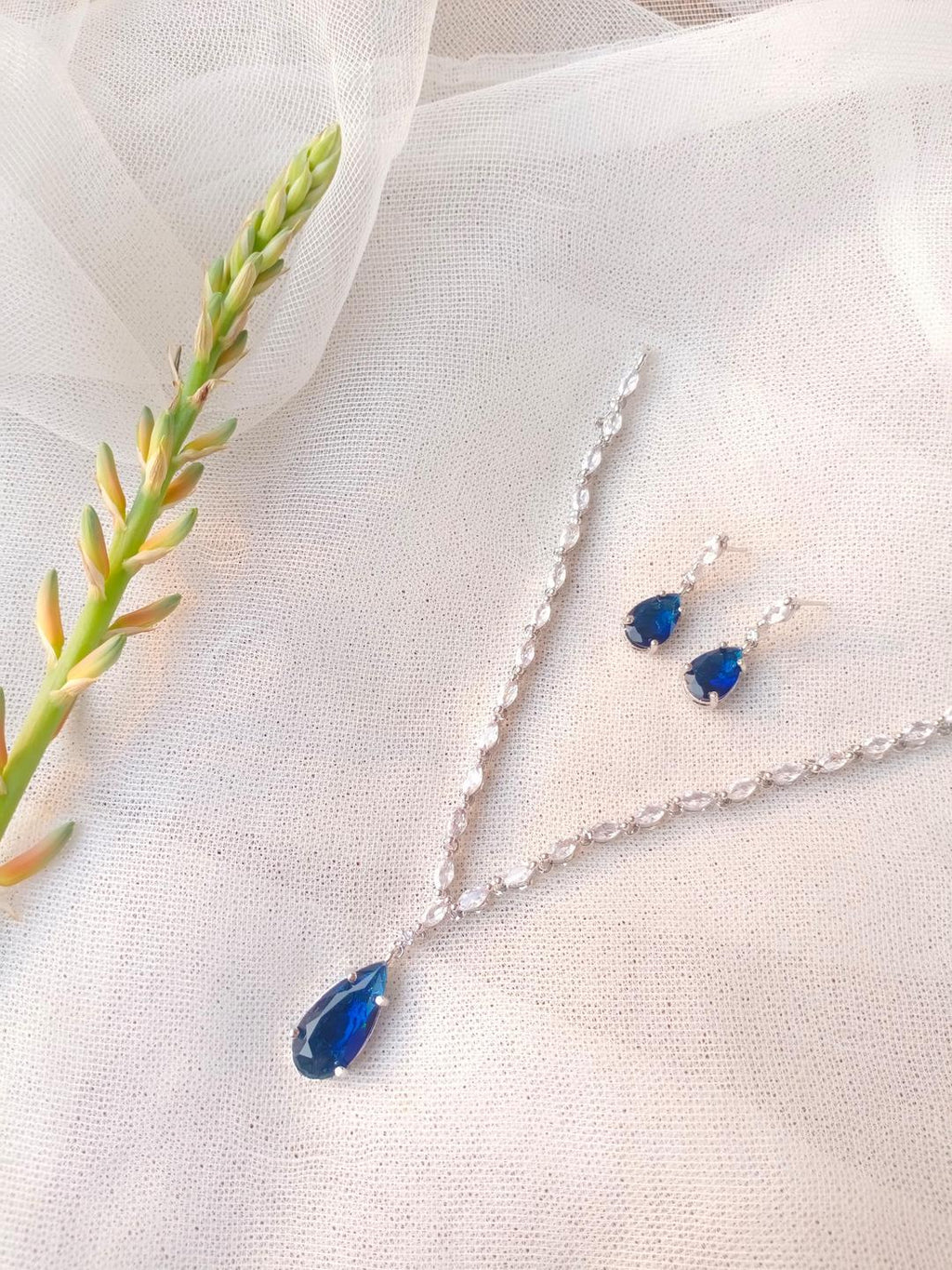 Modern Design Silver Plated 3 Pcs Gemstone Pendant Set for Women