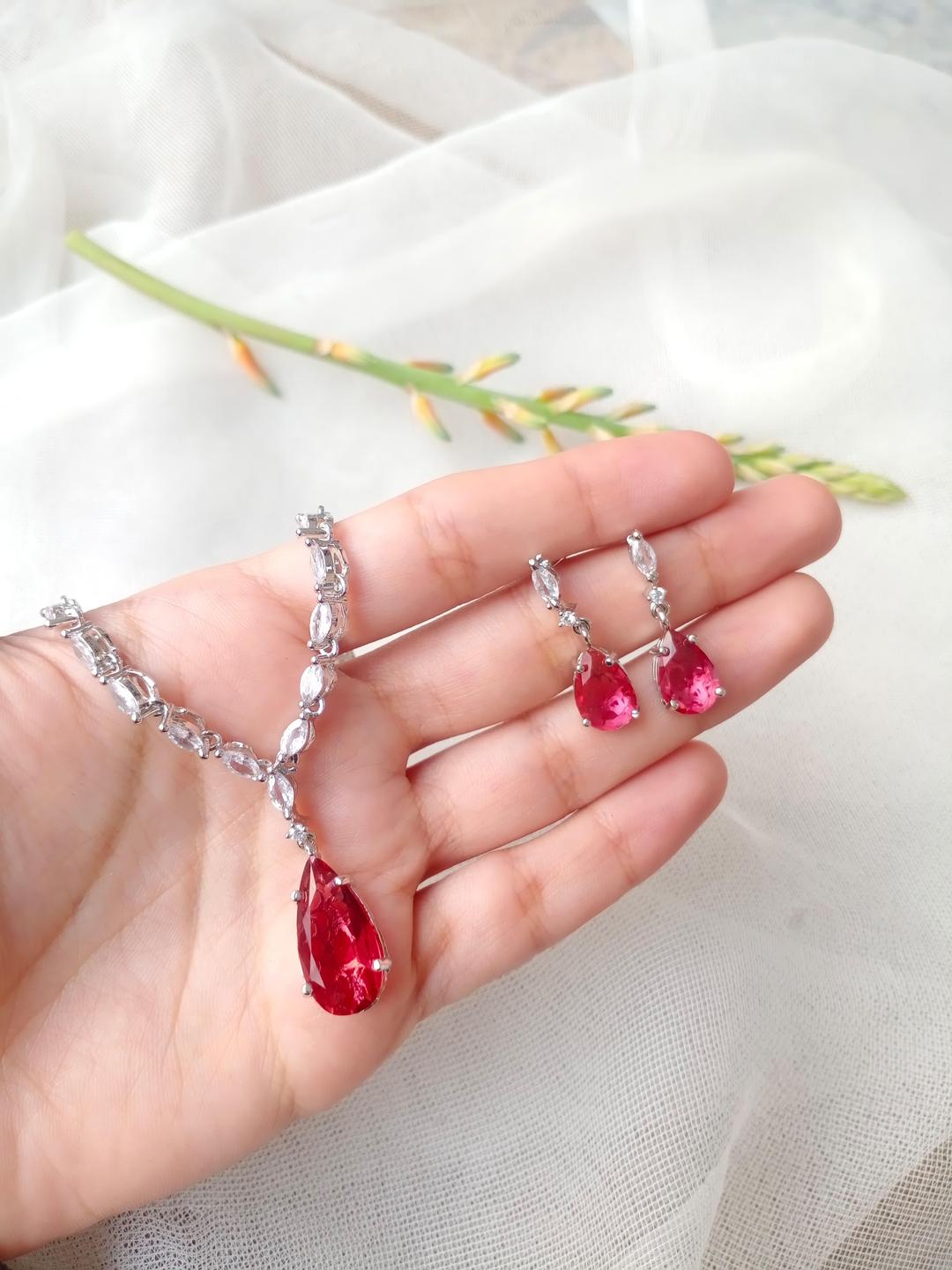 Modern Design Silver Plated 3 Pcs Gemstone Pendant Set for Women