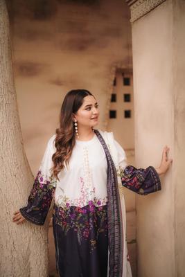 3 Pcs Women's Stitched Printed Suit