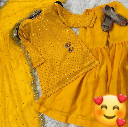 3 Pcs Women's Stitched Chiffon Sheesha Work Suit