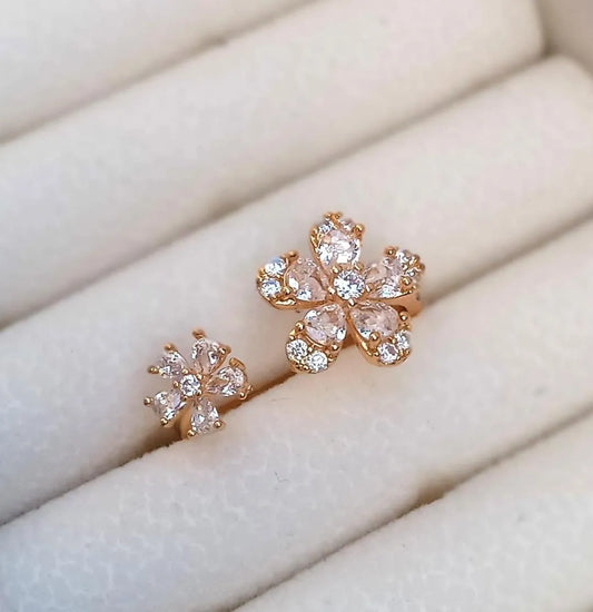 Flower Design Gold Plated Crystal Adjustable Ring