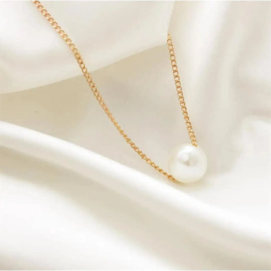 White Pearl Necklace